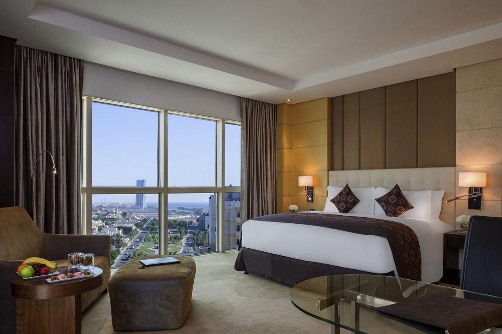The Venue Jeddah Corniche Hotel Exterior photo Executive Suite