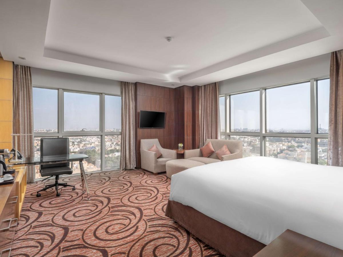 The Venue Jeddah Corniche Hotel Exterior photo Executive Suite