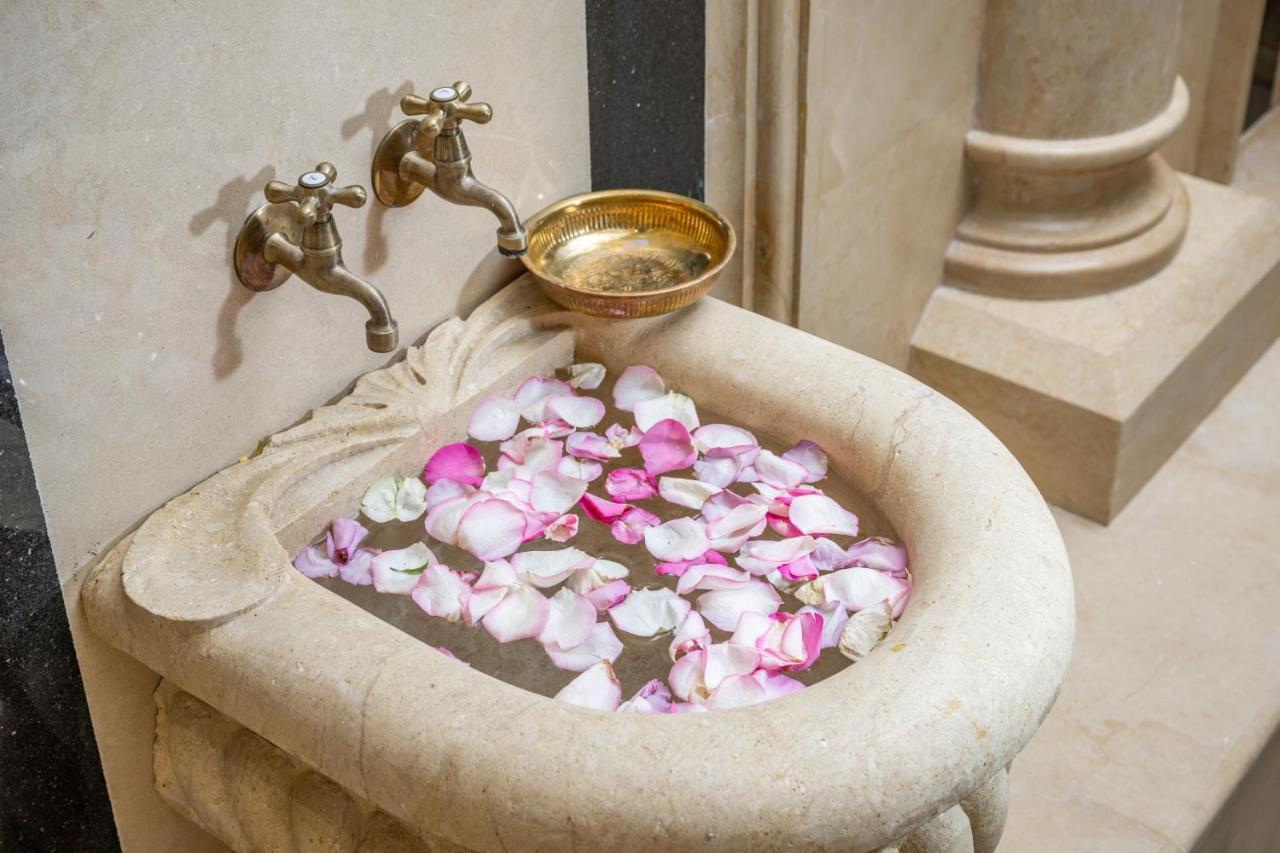 The Venue Jeddah Corniche Hotel Exterior photo A hammam in Istanbul