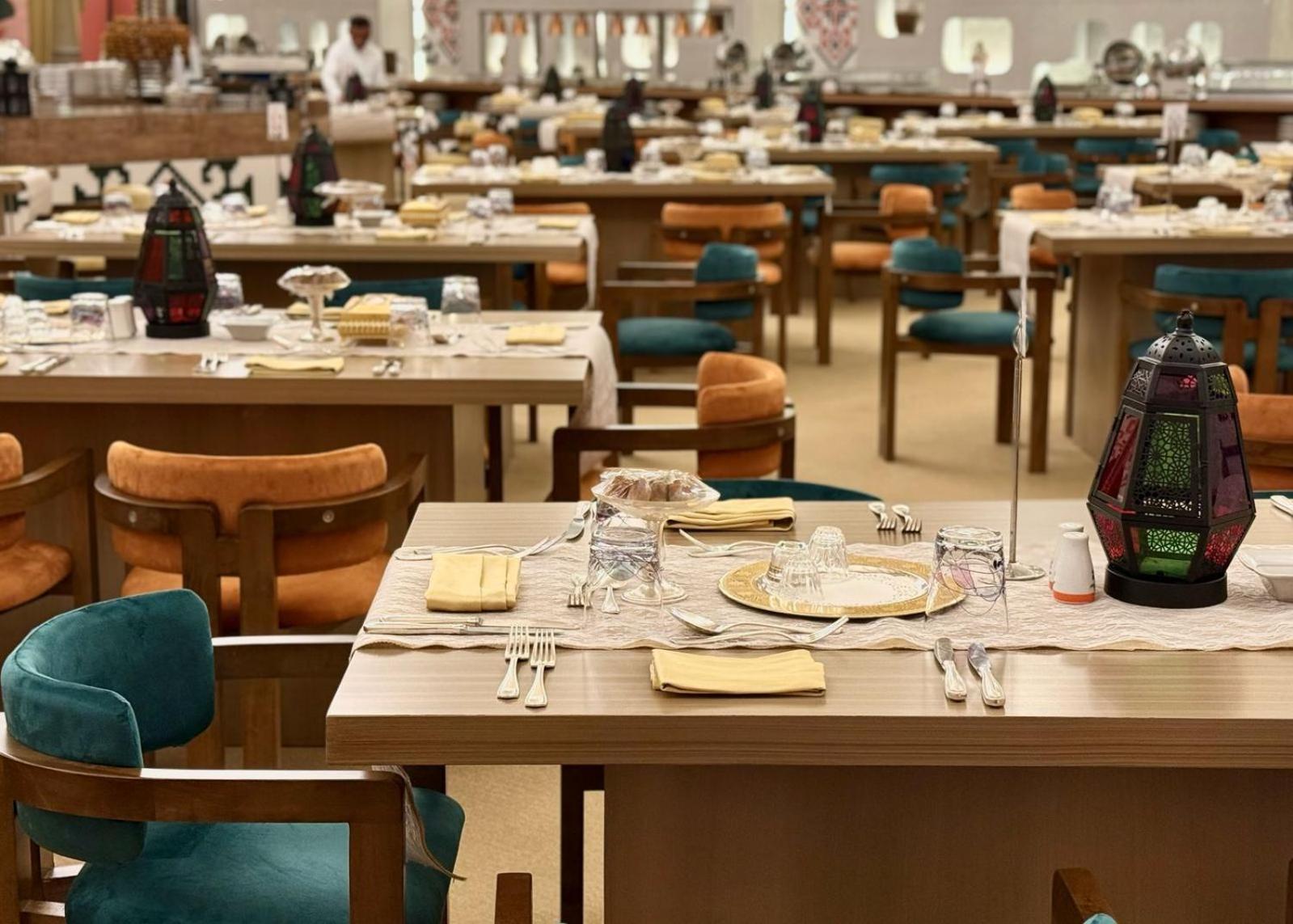 The Venue Jeddah Corniche Hotel Exterior photo The dining room at the Emirates Lounge at Dubai International Airport